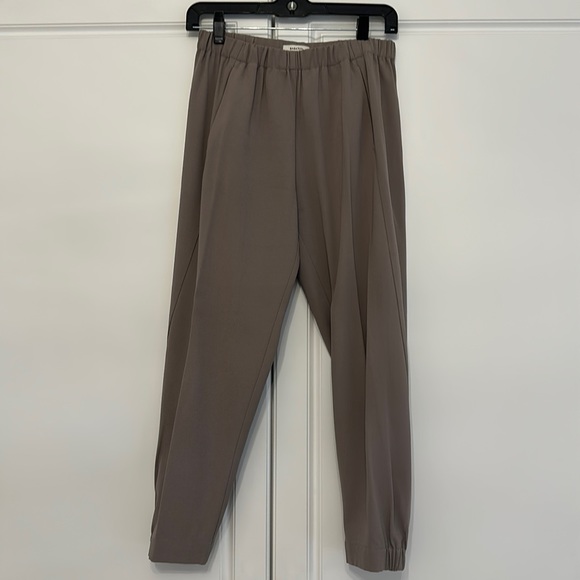 Aritzia Babaton Taupe Conan Pants - Picture 1 of 3